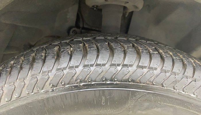 2017 Ford Ecosport TITANIUM 1.5L PETROL, Petrol, Manual, 11,368 km, Right Front Tyre Tread