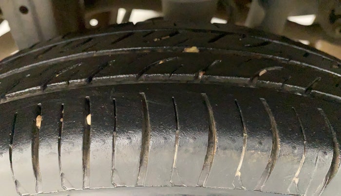 2015 Maruti Alto 800 LXI, Petrol, Manual, 52,425 km, Right Rear Tyre Tread