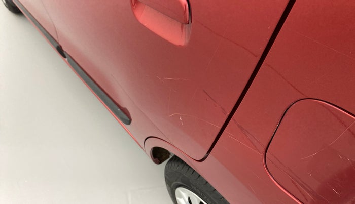 2015 Maruti Wagon R 1.0 VXI, Petrol, Manual, 67,993 km, Rear left door - Slightly dented