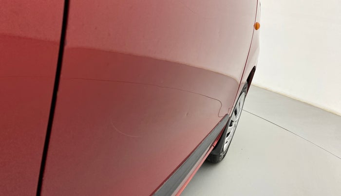 2015 Maruti Wagon R 1.0 VXI, Petrol, Manual, 67,993 km, Driver-side door - Slightly dented