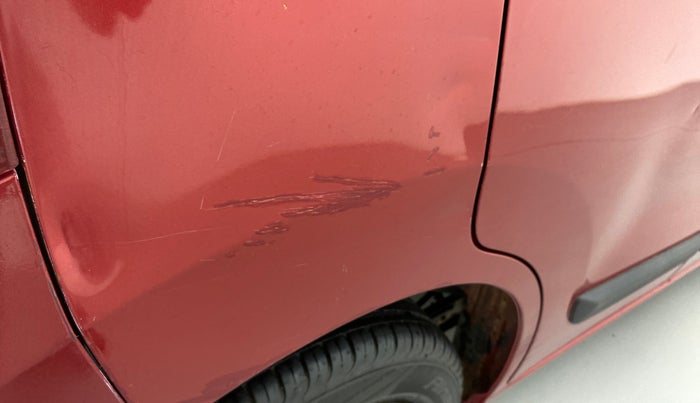 2015 Maruti Wagon R 1.0 VXI, Petrol, Manual, 67,993 km, Right quarter panel - Minor scratches