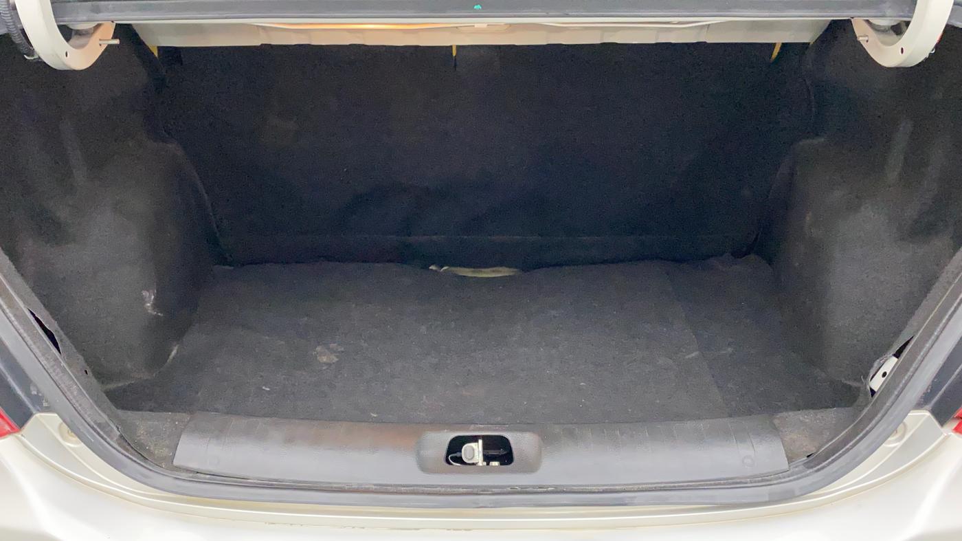 2015 Maruti Swift Dzire VXI, Petrol, Manual, 31,177 km, Boot Inside