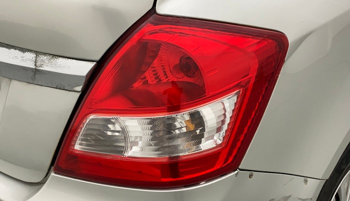 2015 Maruti Swift Dzire VXI, Petrol, Manual, 31,177 km, Right tail light - Minor damage