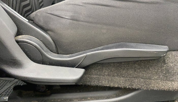 2023 Maruti Swift ZXI, Petrol, Manual, 30,059 km, Driver Side Adjustment Panel