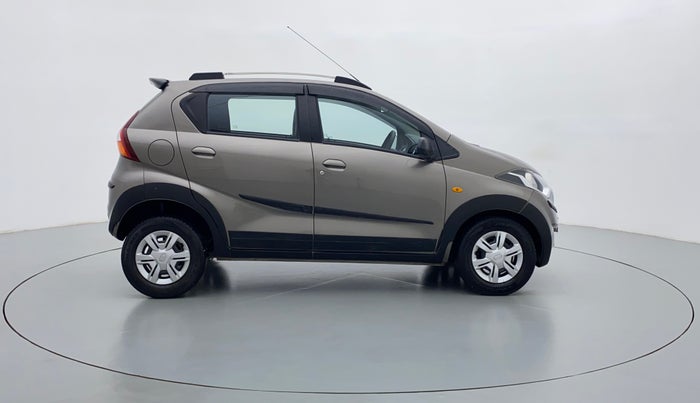2017 Datsun Redi Go T (O), Petrol, Manual, 13,352 km, Right Side