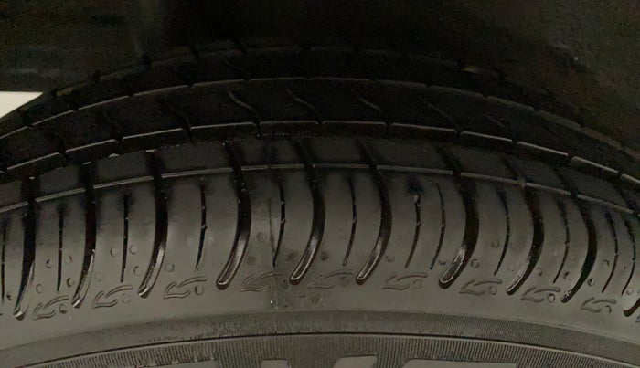 2022 Maruti S PRESSO VXI PLUS (O) AMT, Petrol, Automatic, 683 km, Right Rear Tyre Tread