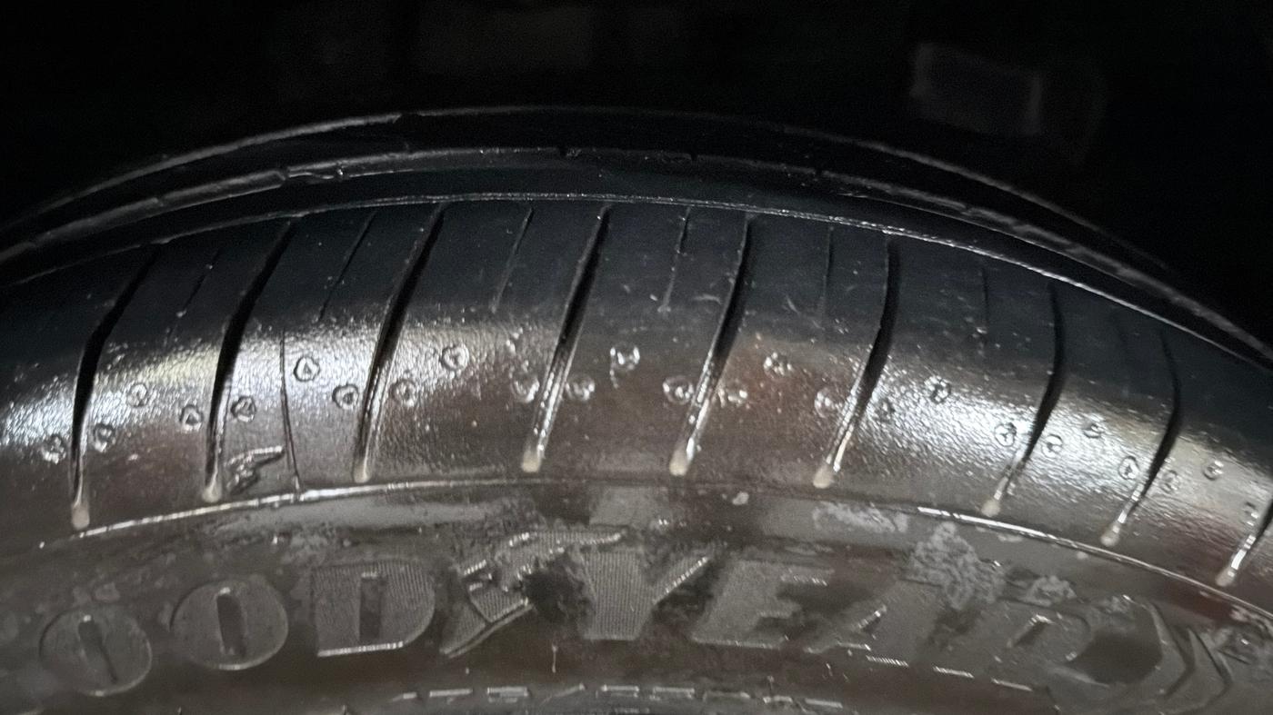 2019 Tata Tiago XZ PLUS PETROL, Petrol, Manual, 87,296 km, Right Front Tyre Tread