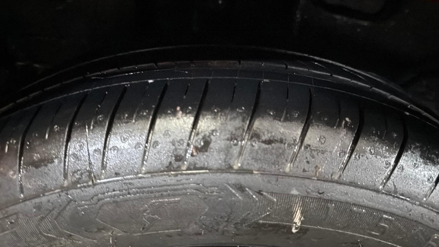 2019 Tata Tiago XZ PLUS PETROL, Petrol, Manual, 87,296 km, Right Rear Tyre Tread