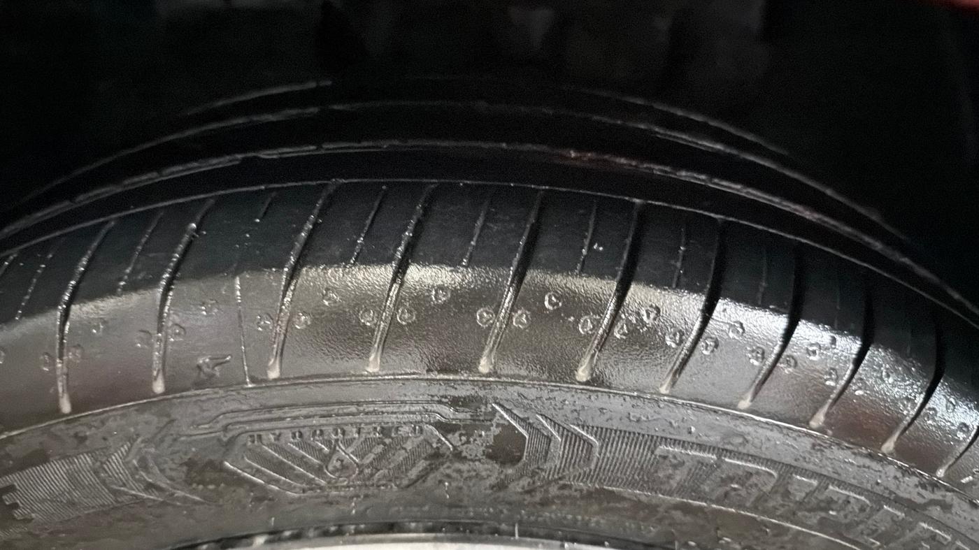 2019 Tata Tiago XZ PLUS PETROL, Petrol, Manual, 87,296 km, Left Front Tyre Tread