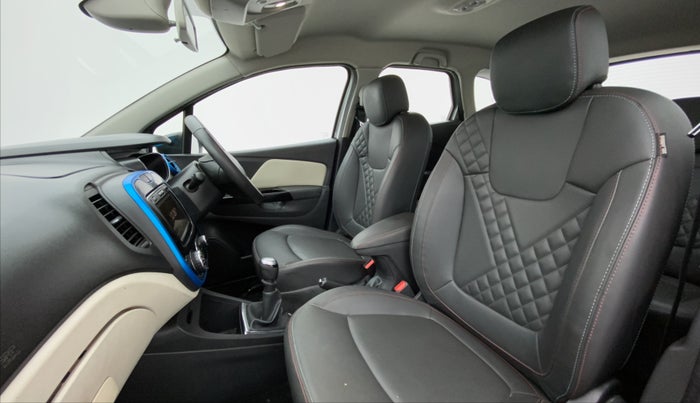 2019 Renault Captur PLATINE DUAL TONE, Diesel, Manual, 24,723 km, Right Side Front Door Cabin