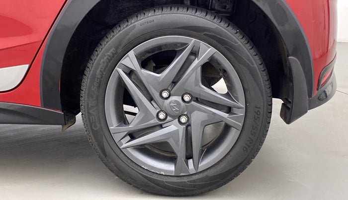2021 Hyundai NEW I20 SPORTZ 1.2 MT, Petrol, Manual, 29,004 km, Left Rear Wheel