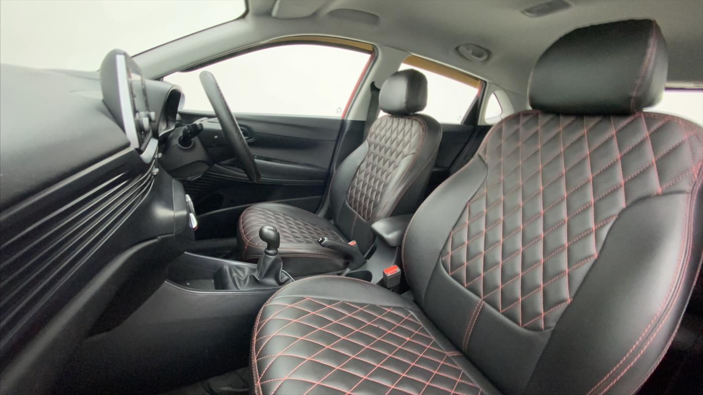 2021 Hyundai NEW I20 SPORTZ 1.2 MT, Petrol, Manual, 29,004 km, Right Side Front Door Cabin