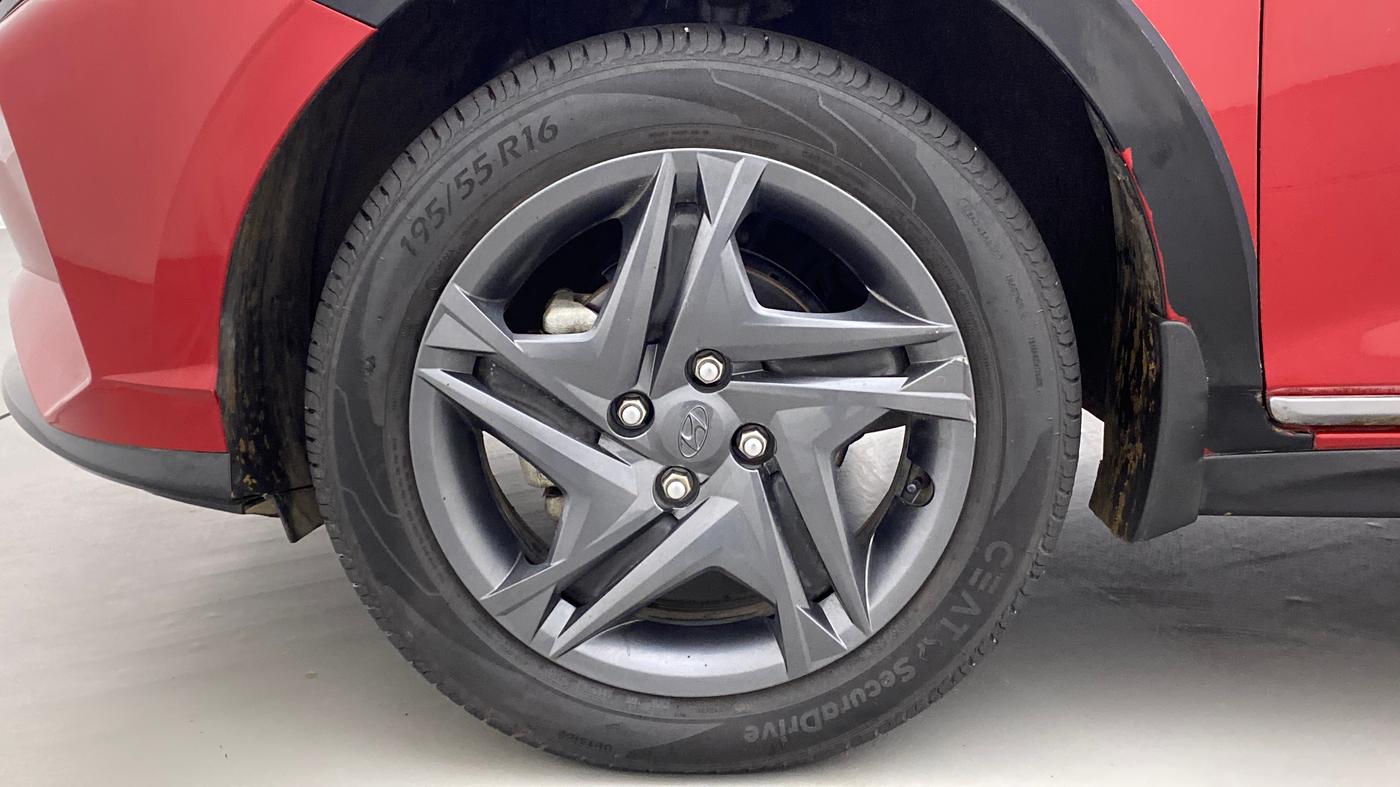 2021 Hyundai NEW I20 SPORTZ 1.2 MT, Petrol, Manual, 29,004 km, Left Front Wheel