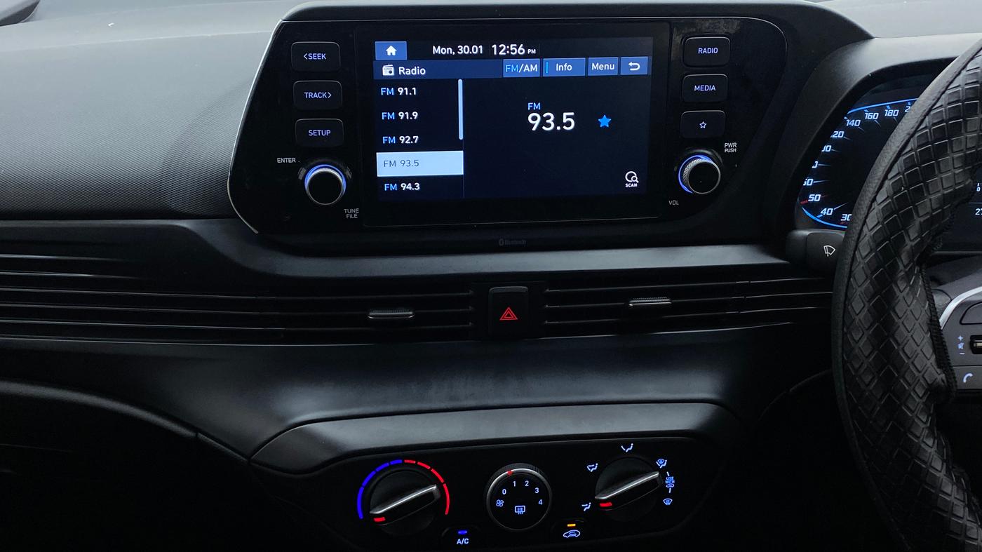 2021 Hyundai NEW I20 SPORTZ 1.2 MT, Petrol, Manual, 29,004 km, Air Conditioner