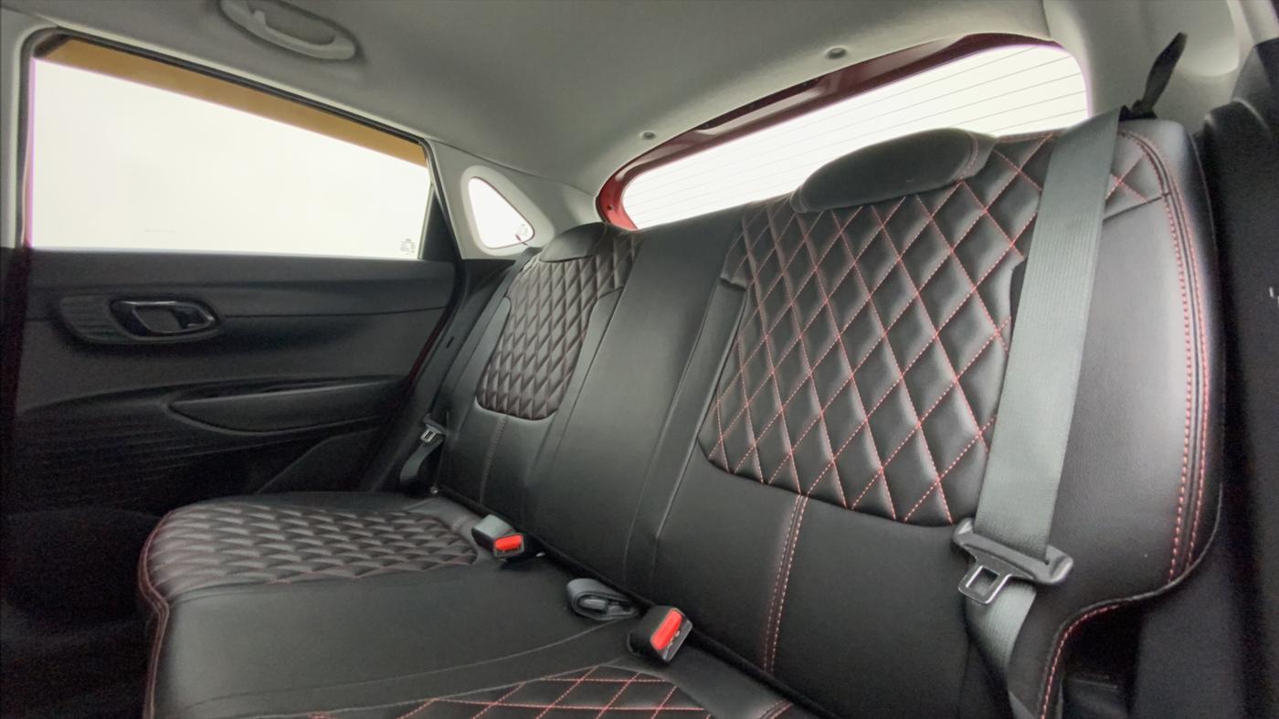 2021 Hyundai NEW I20 SPORTZ 1.2 MT, Petrol, Manual, 29,004 km, Right Side Rear Door Cabin