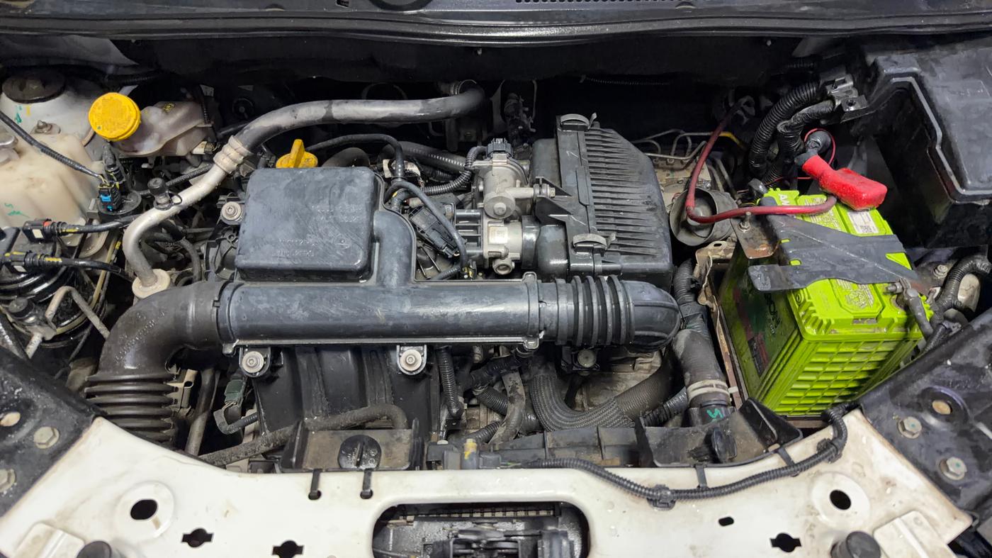 2023 Nissan MAGNITE XE, Petrol, Manual, 43,529 km, Engine View