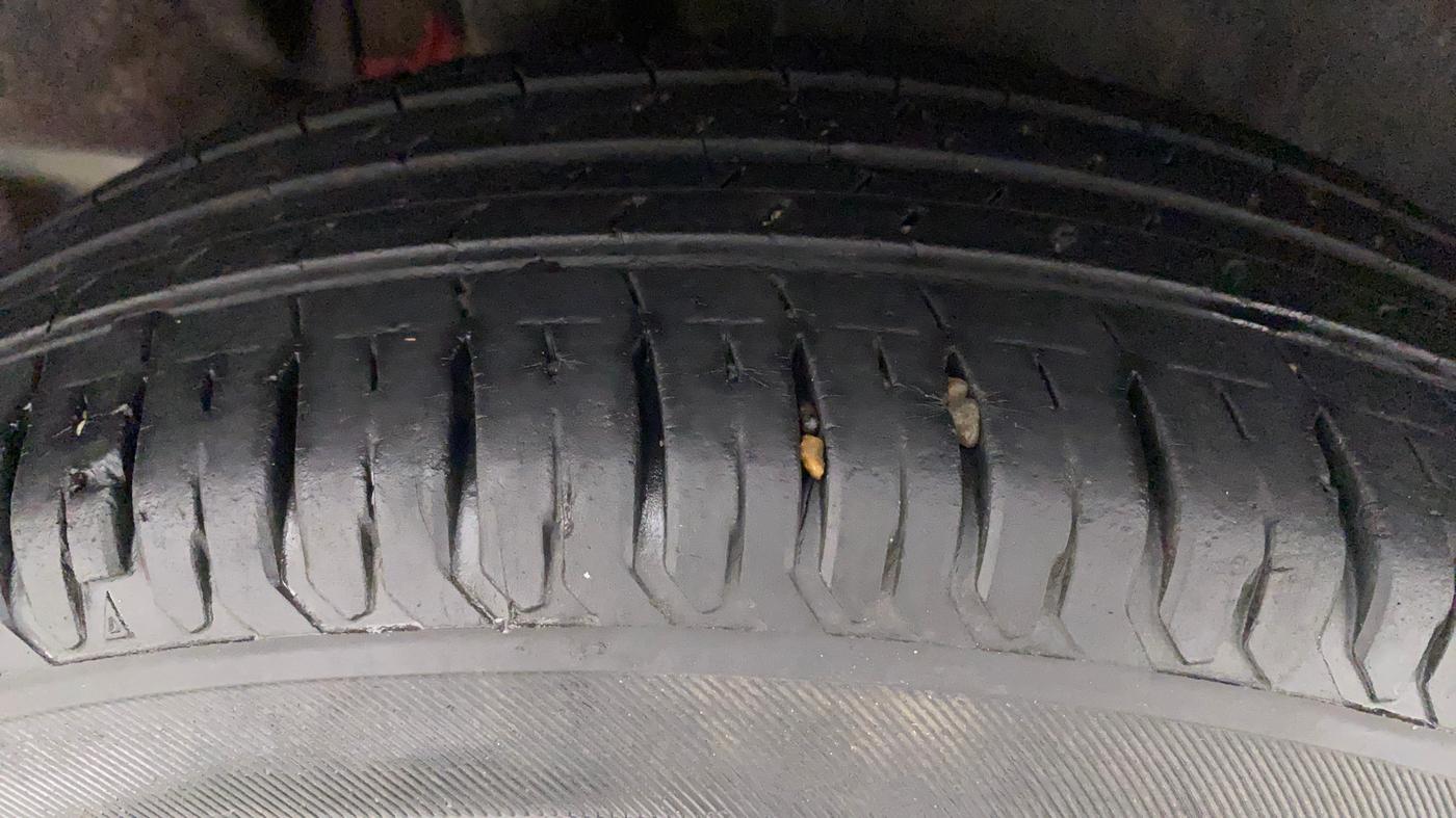 2019 Maruti Swift VXI, Petrol, Manual, 16,646 km, Right Rear Tyre Tread