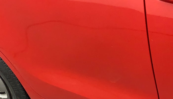 2019 Maruti Swift VXI, Petrol, Manual, 16,646 km, Right rear door - Minor scratches