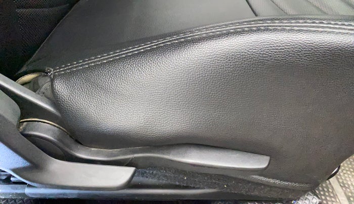 2019 Maruti Swift VXI, Petrol, Manual, 16,646 km, Driver Side Adjustment Panel