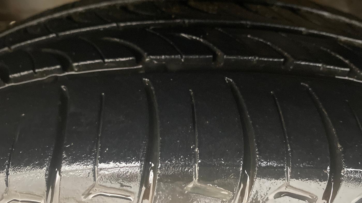 2019 Honda Amaze 1.5L I-DTEC V, Diesel, Manual, 31,767 km, Left Front Tyre Tread