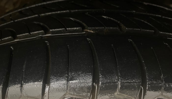 2019 Honda Amaze 1.5L I-DTEC V, Diesel, Manual, 31,668 km, Right Front Tyre Tread