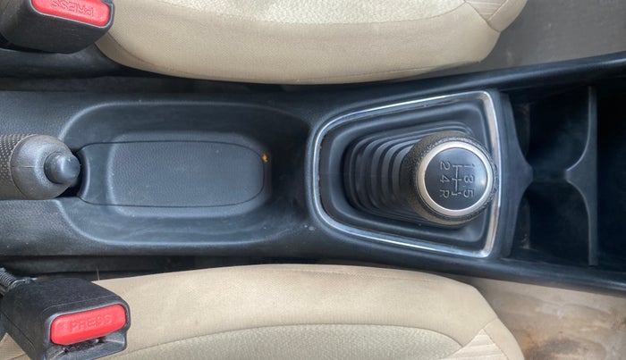 2019 Honda Amaze 1.5L I-DTEC V, Diesel, Manual, 31,668 km, Gear Lever