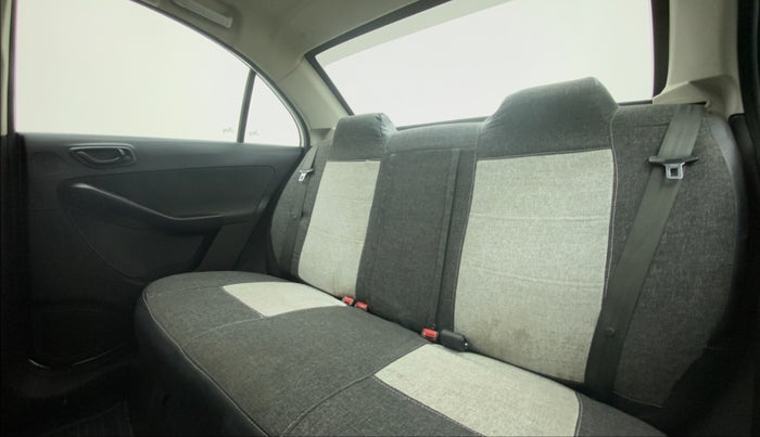 2017 Tata Zest XMS RT, Petrol, Manual, 47,245 km, Right Side Rear Door Cabin