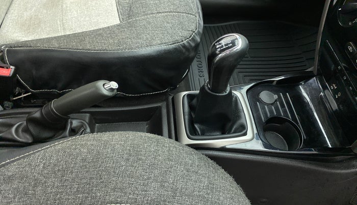2017 Tata Zest XMS RT, Petrol, Manual, 47,245 km, Gear Lever