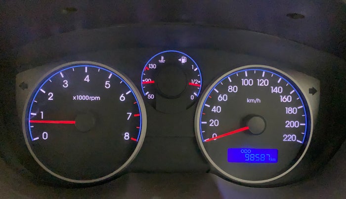 2010 Hyundai i20 ASTA 1.2, Petrol, Manual, 98,586 km, Odometer Image