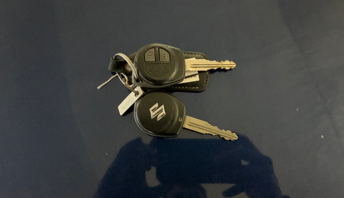 2019 Maruti Baleno DELTA PETROL 1.2, Petrol, Manual, 77,821 km, Key Close Up