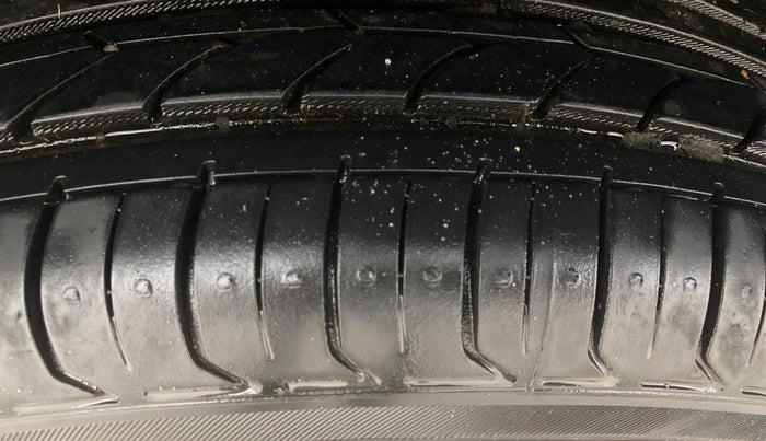 2014 Ford Ecosport AMBIENTE 1.5L PETROL, Petrol, Manual, 90,699 km, Right Rear Tyre Tread