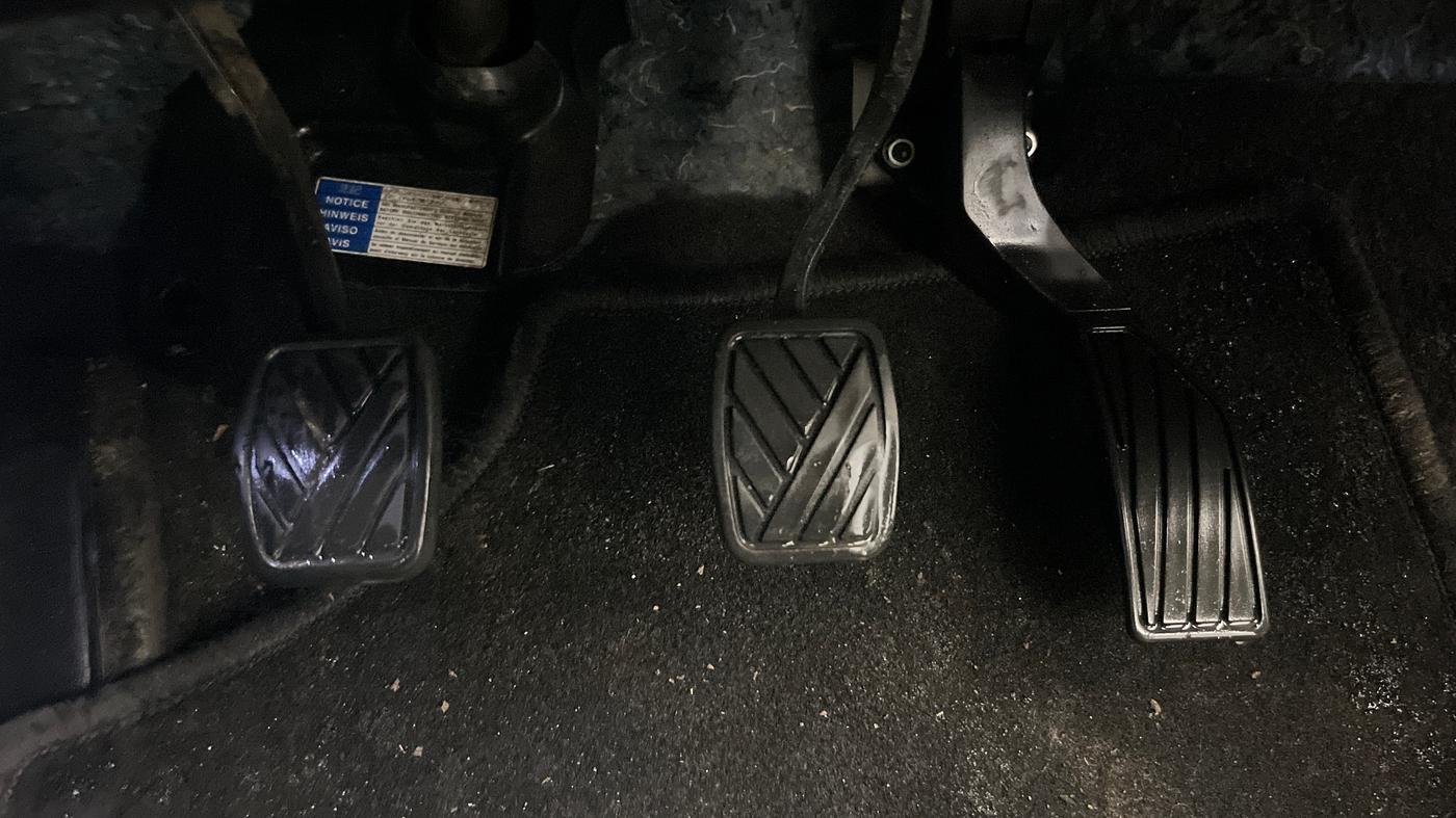 2022 Maruti S Cross ZETA 1.5, Petrol, Manual, 49,661 km, Pedals