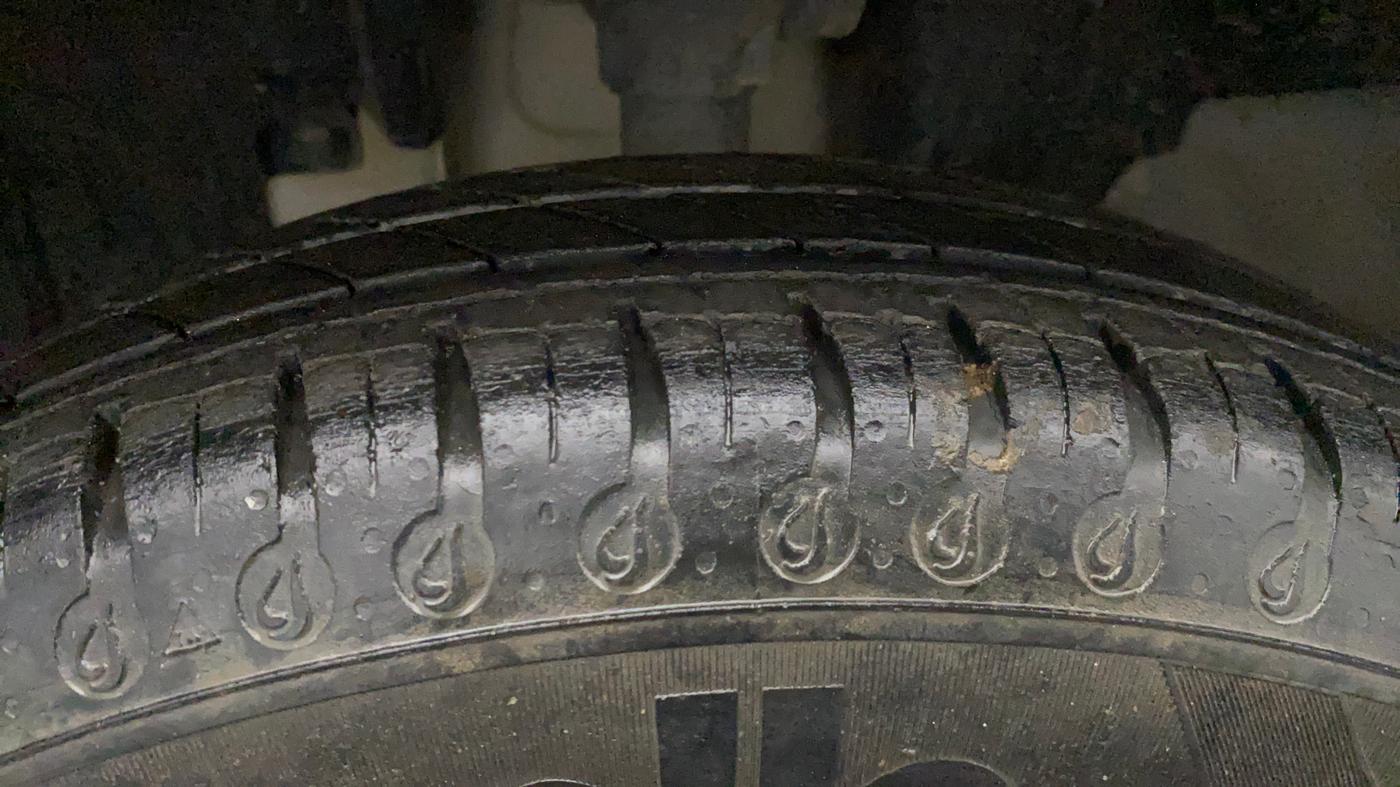 2020 Renault Kwid RXL, Petrol, Manual, 58,414 km, Left Front Tyre Tread