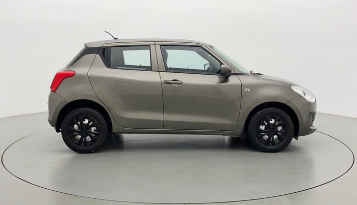 2018 Maruti Swift LXI D, Petrol, Manual, 33,942 km, Right Side View