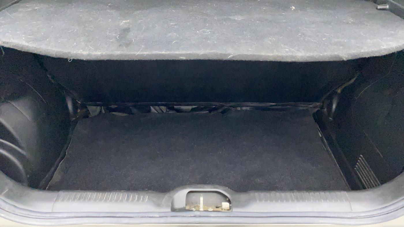 2018 Maruti Swift LXI D, Petrol, Manual, 33,942 km, Boot Inside