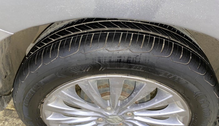 2018 Maruti Ciaz ALPHA  AT 1.4  PETROL, Petrol, Automatic, 59,579 km, Right Rear Tyre Tread