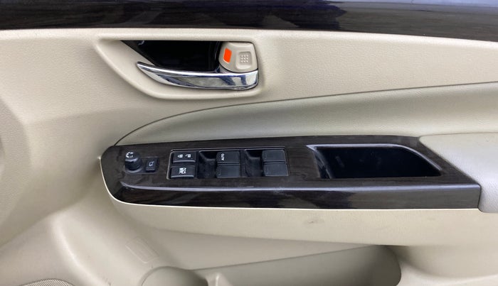2018 Maruti Ciaz ALPHA  AT 1.4  PETROL, Petrol, Automatic, 59,579 km, Driver Side Door Panels Control