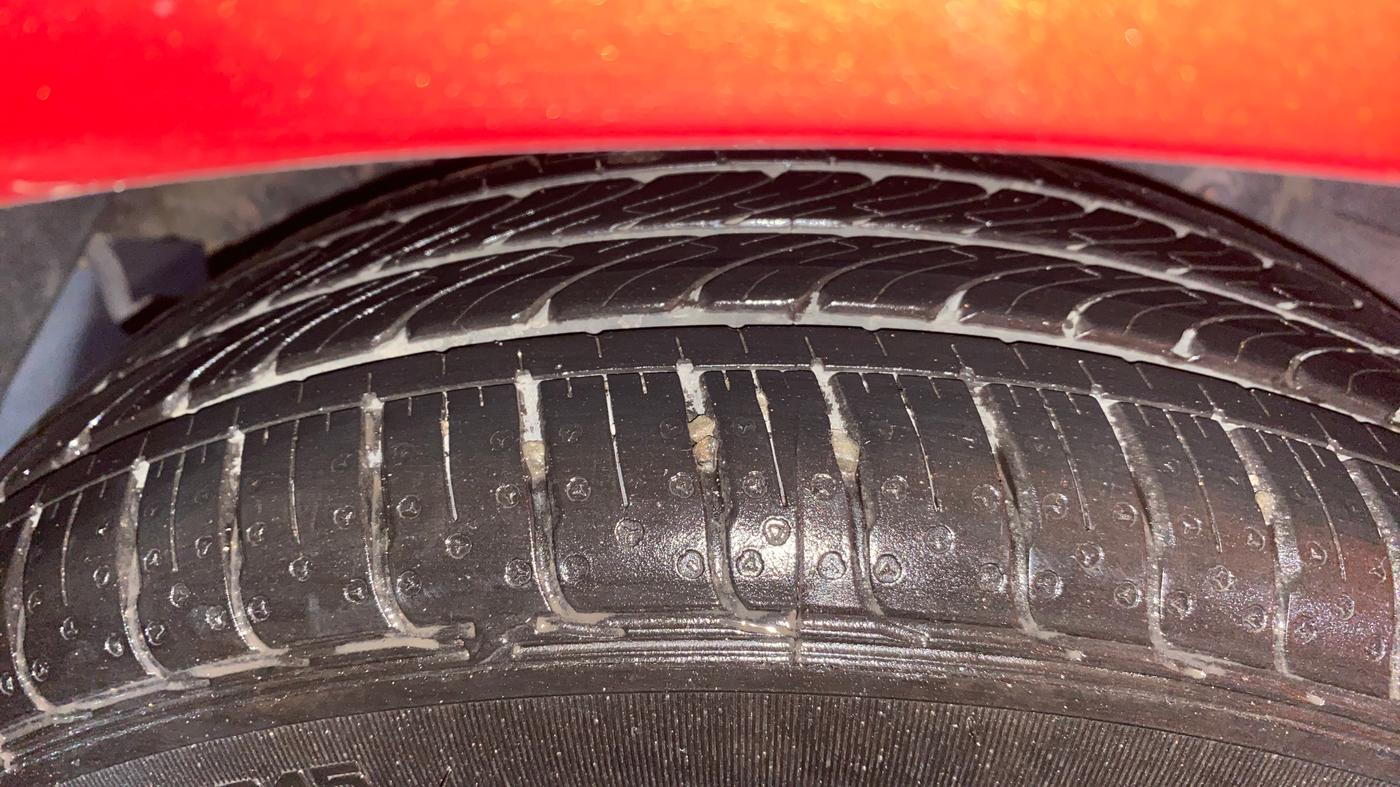 2017 Tata TIGOR XZ PETROL, Petrol, Manual, 52,032 km, Right Rear Tyre Tread