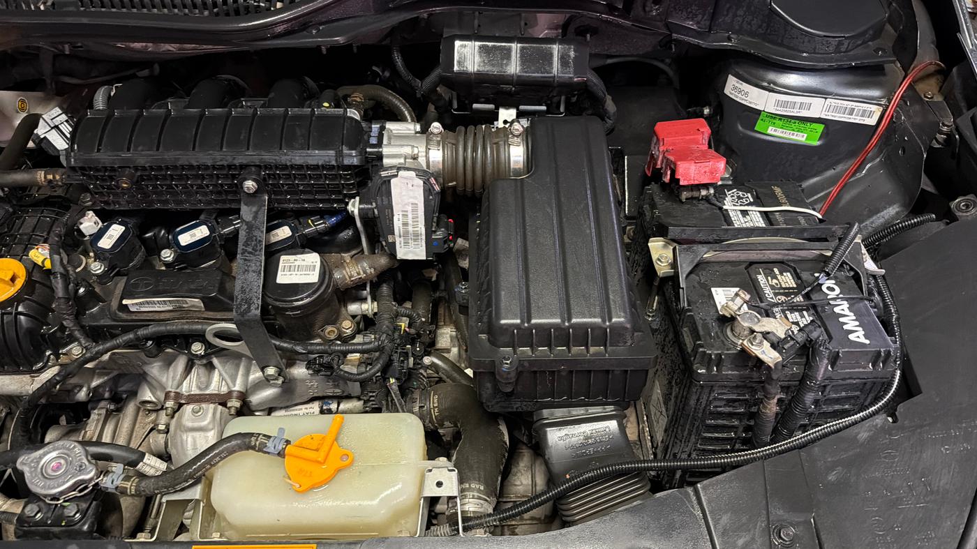 2023 Tata ALTROZ XZA, Petrol, Automatic, 23,796 km, Engine View - Left