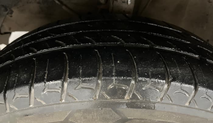 2018 Maruti Baleno DELTA PETROL 1.2, Petrol, Manual, 54,318 km, Left Front Tyre Tread