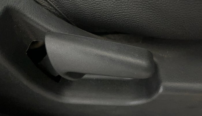 2017 Maruti Wagon R 1.0 VXI+ AMT, Petrol, Automatic, 46,495 km, Driver Side Adjustment Panel