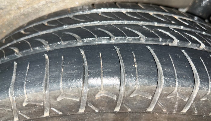 2017 Maruti Wagon R 1.0 VXI+ AMT, Petrol, Automatic, 46,495 km, Left Rear Tyre Tread