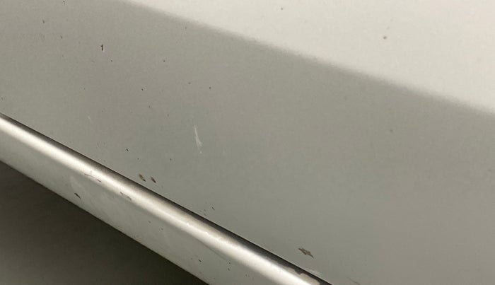 2018 Maruti Swift VXI, Petrol, Manual, 36,739 km, Driver-side door - Minor scratches