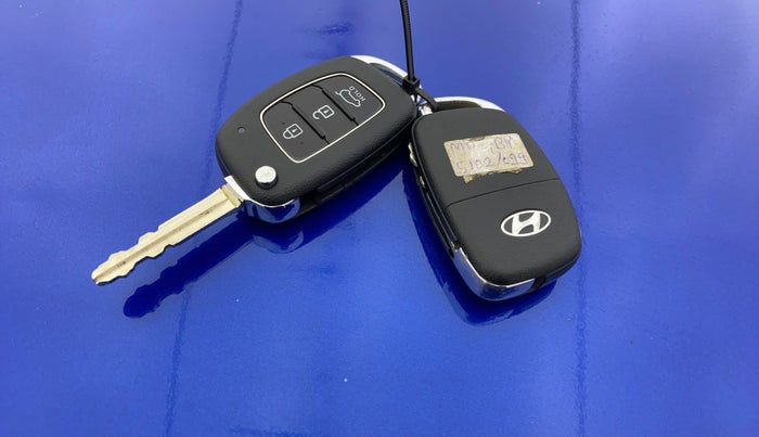 2015 Hyundai Elite i20 SPORTZ 1.2, Petrol, Manual, 48,560 km, Key Close Up