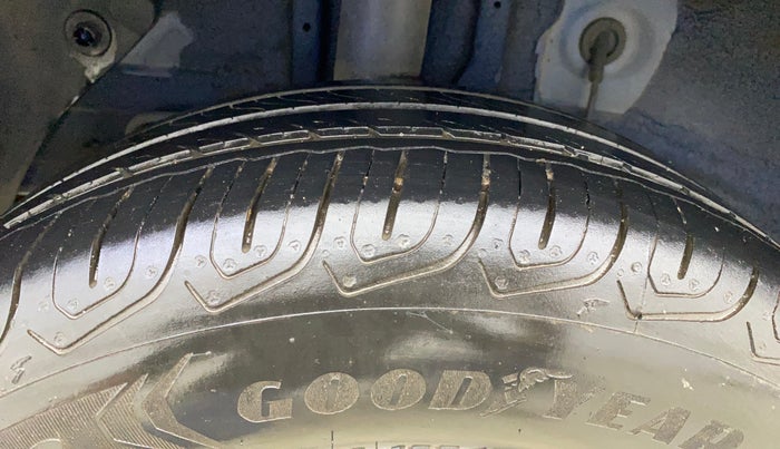 2015 Hyundai Elite i20 SPORTZ 1.2, Petrol, Manual, 48,560 km, Right Rear Tyre Tread