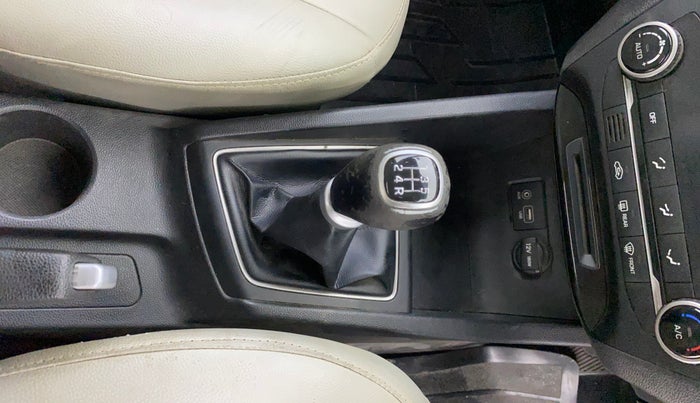 2015 Hyundai Elite i20 SPORTZ 1.2, Petrol, Manual, 48,560 km, Gear Lever