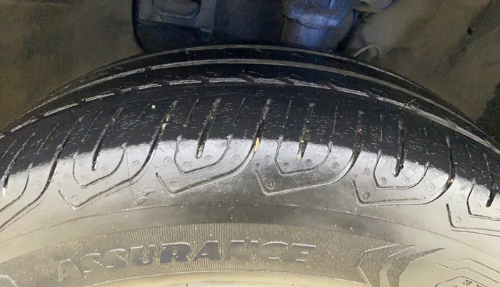 2015 Hyundai Elite i20 SPORTZ 1.2, Petrol, Manual, 48,560 km, Left Front Tyre Tread