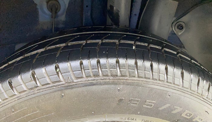 2015 Hyundai Elite i20 SPORTZ 1.2, Petrol, Manual, 48,560 km, Left Rear Tyre Tread