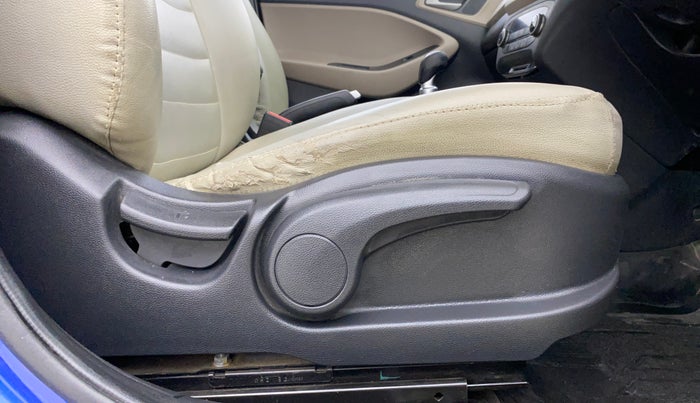 2015 Hyundai Elite i20 SPORTZ 1.2, Petrol, Manual, 48,560 km, Driver Side Adjustment Panel