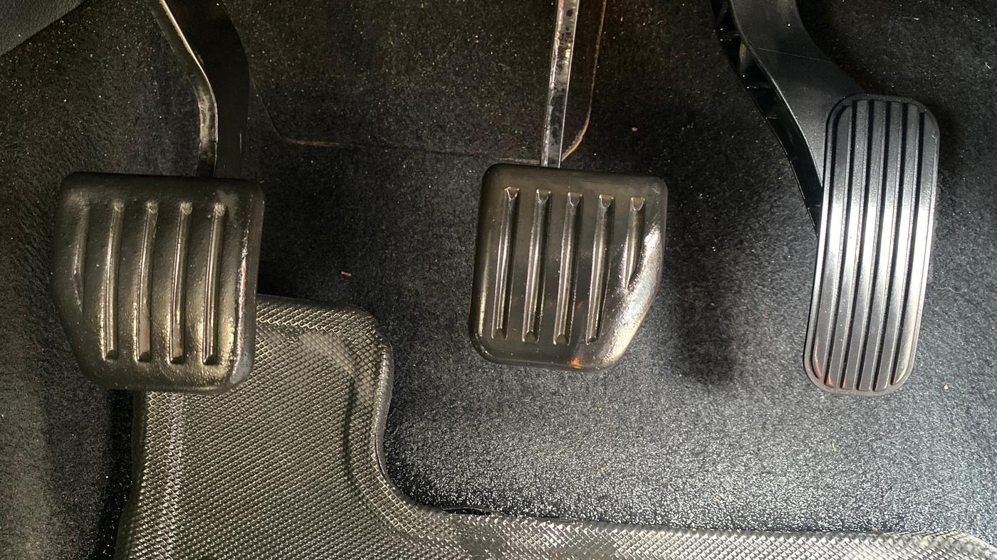 2019 Tata Harrier XZ 2.0L, Diesel, Manual, 62,458 km, Pedals